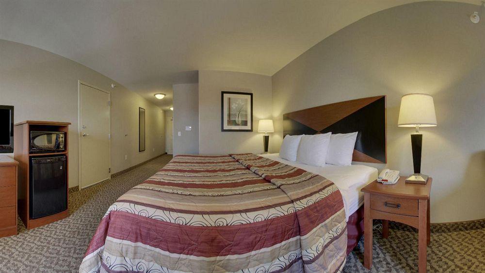Sleep Inn & Suites Airport Милуоки Экстерьер фото