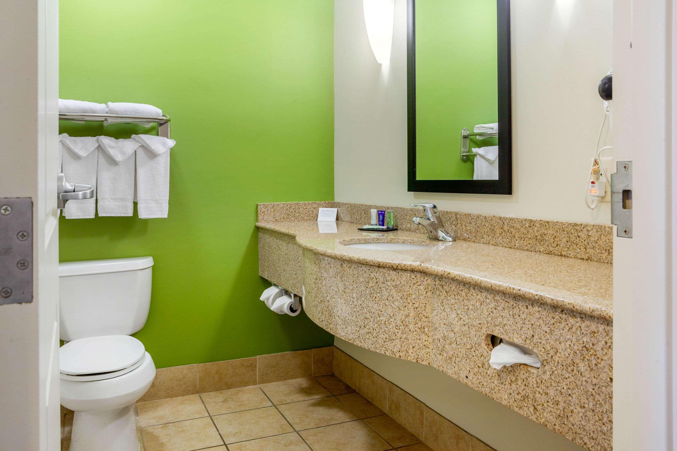 Sleep Inn & Suites Airport Милуоки Экстерьер фото
